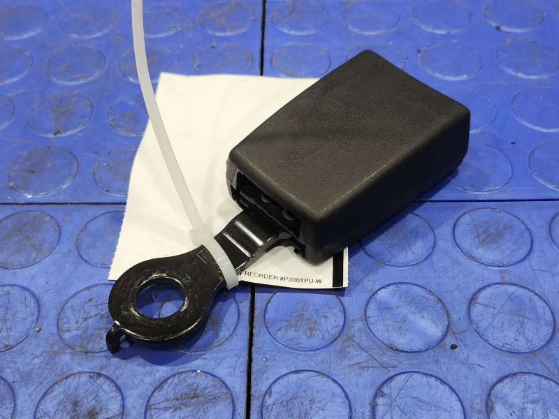 2014 Ford Explorer Rear Seat Belt