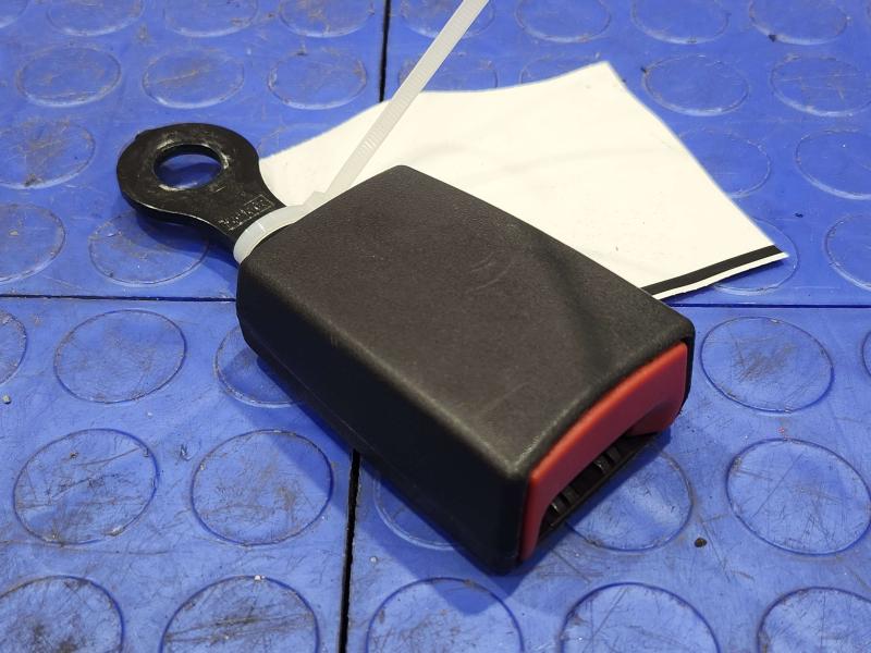 2014 Ford Explorer Rear Seat Belt
