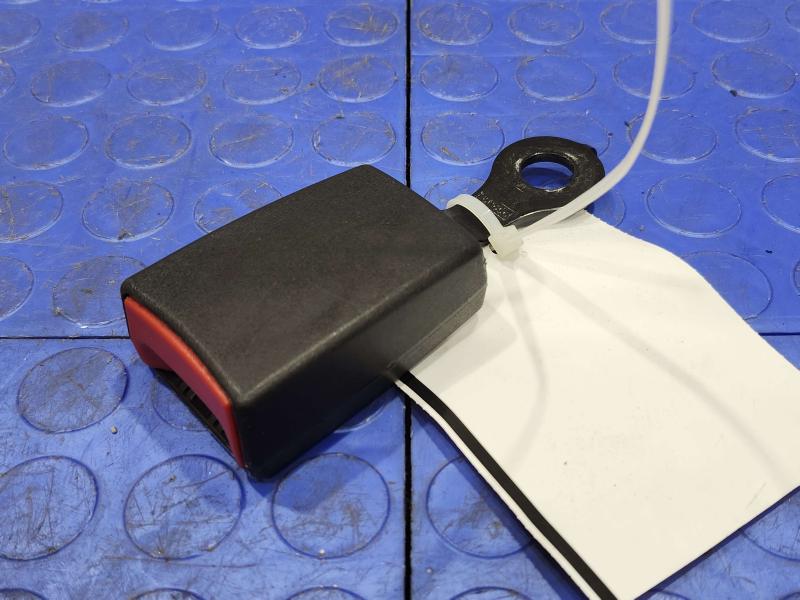 2014 Ford Explorer Rear Seat Belt