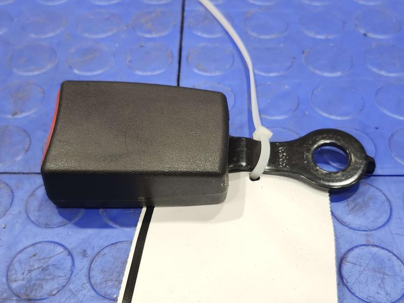 2014 Ford Explorer Rear Seat Belt
