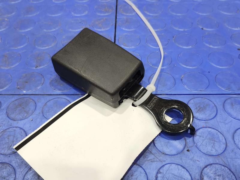 2014 Ford Explorer Rear Seat Belt