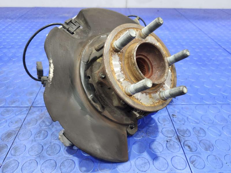 2014 Dodge Challenger Rear Knuckle/Stub Axle