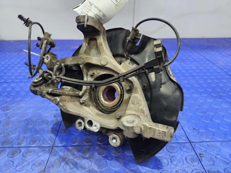 2014 Dodge Challenger Rear Knuckle/Stub Axle