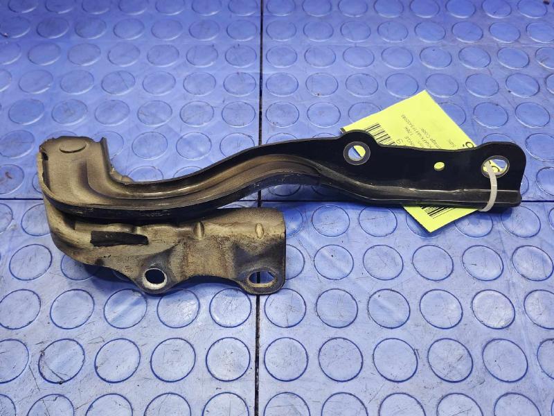 2014-2018 Kia Forte Hood Hinge Right Passenger Side Genuine OEM 79120A7600,RH