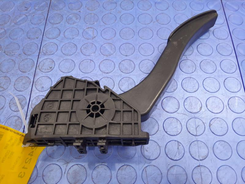 2017-2020 Lincoln Continental Accelerator Pedal Assembly OEM DG9C-9F836-AD