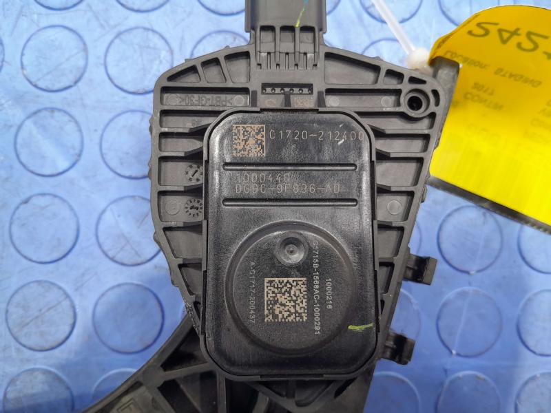 2017-2020 Lincoln Continental Accelerator Pedal Assembly OEM DG9C-9F836-AD