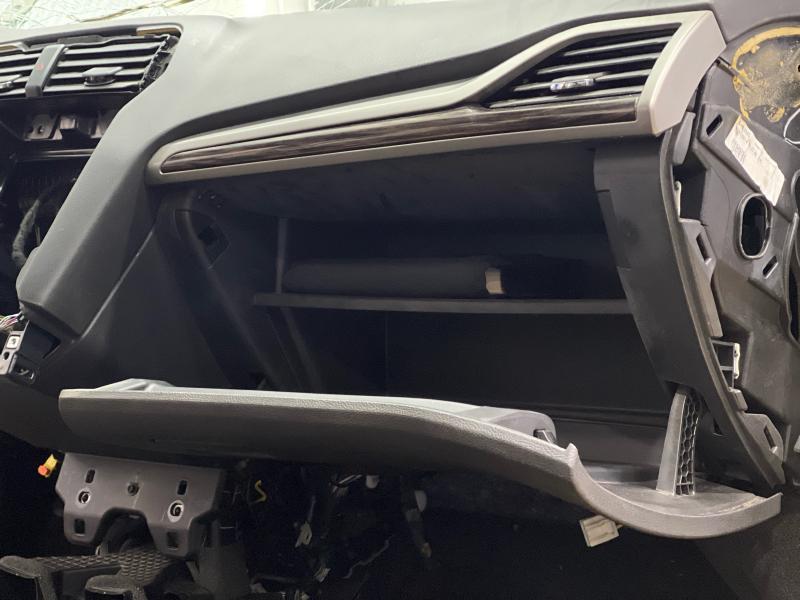2014 Ford Fusion Glove Box