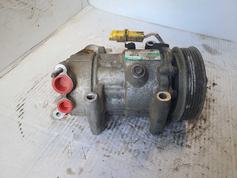 2008 MINI Clubman A/C Air Compressor