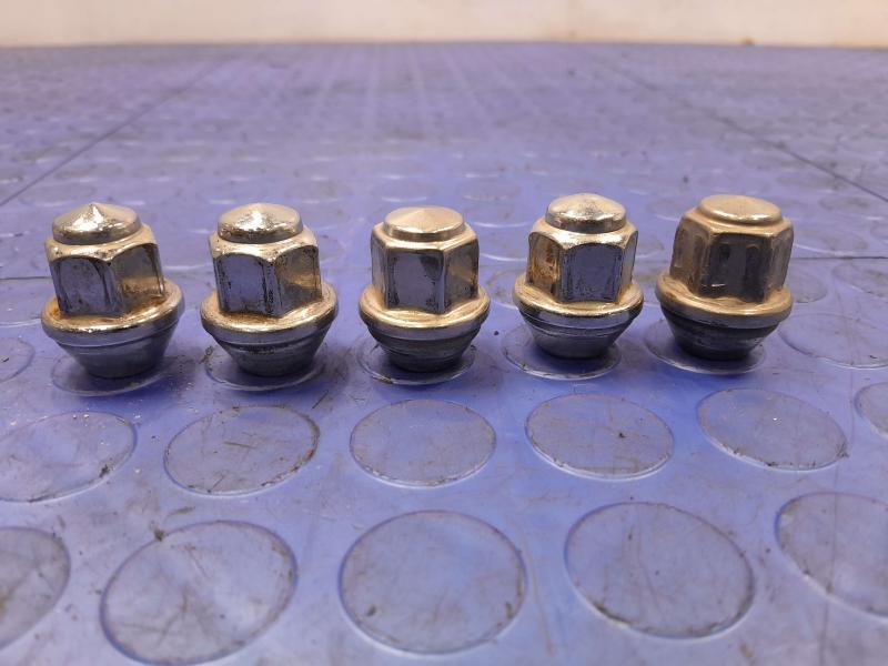 2014 Ford Transit Connect Lug Nuts
