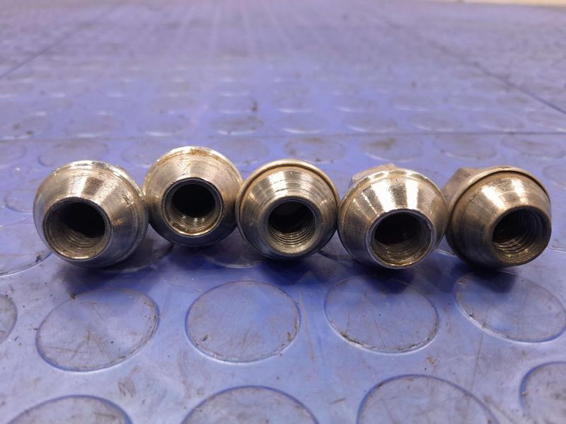 2014 Ford Transit Connect Lug Nuts