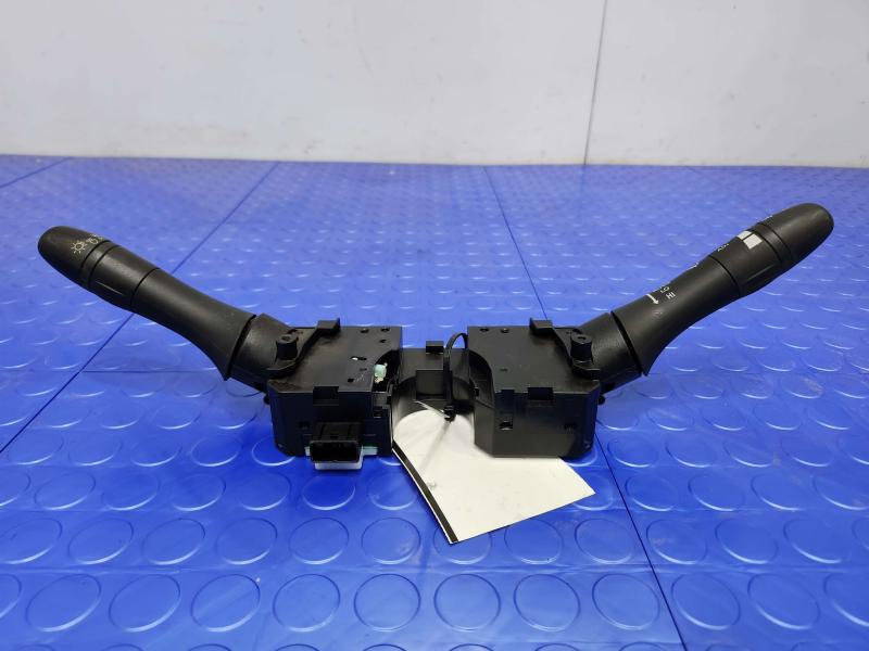 2011 Infiniti QX56 Combination Switch
