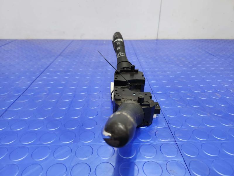 2011 Infiniti QX56 Combination Switch