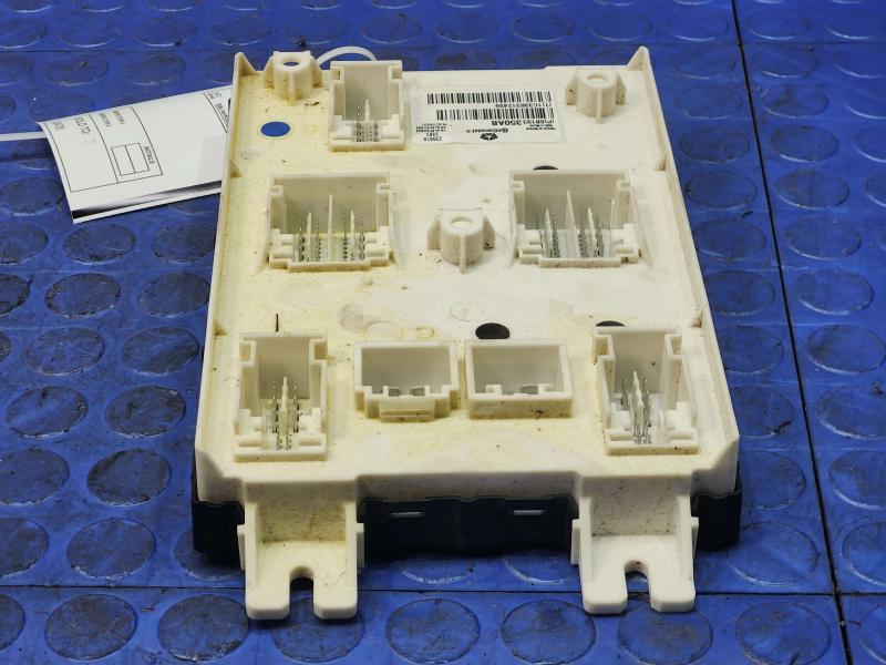 2014 Dodge Durango BCM Body Control Module Genuine OEM Part 68193350AB