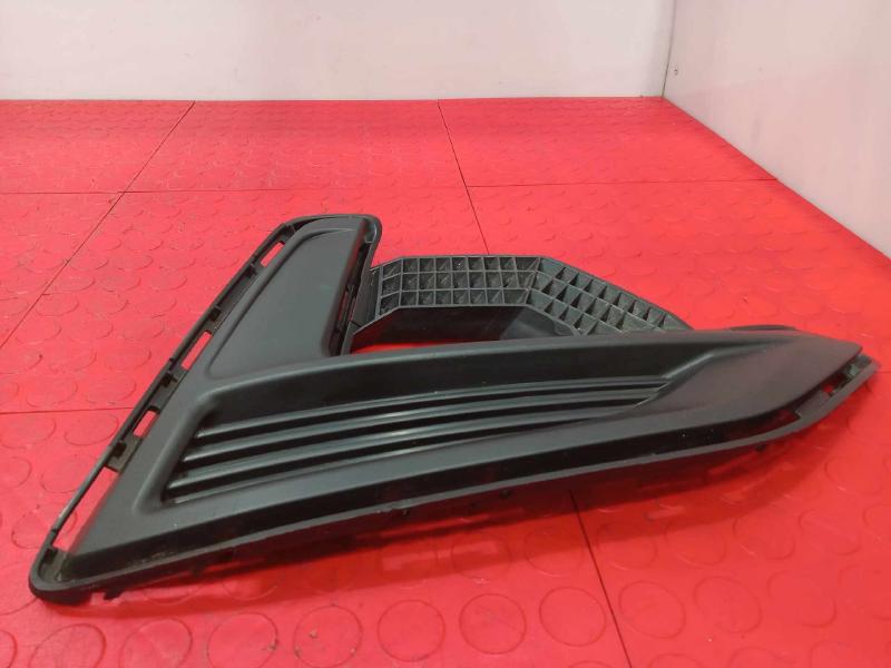 2020 Nissan Sentra Grille