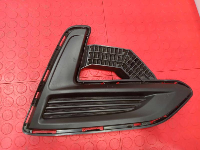2020 Nissan Sentra Grille