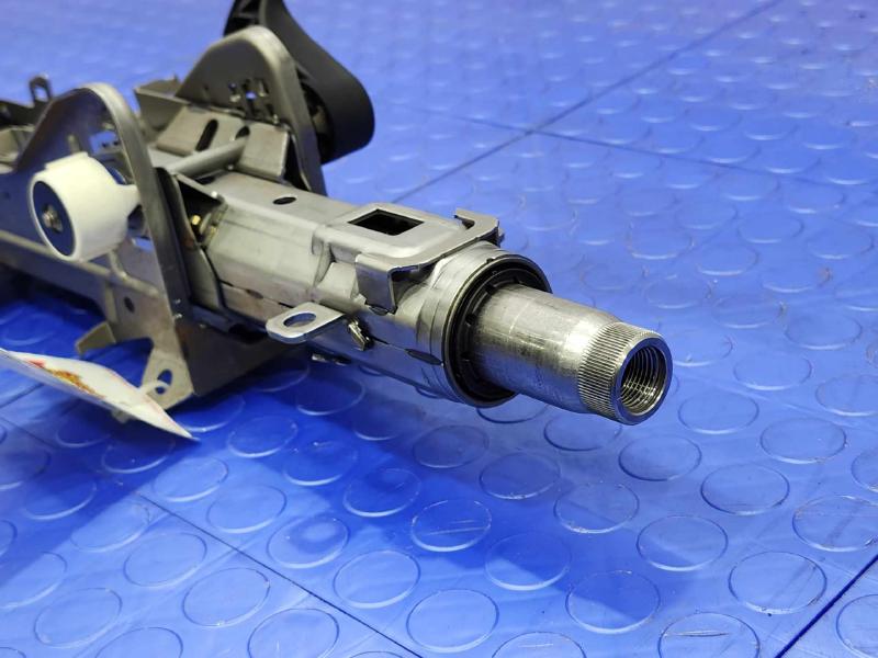 2014 Volkswagen Beetle Steering Column