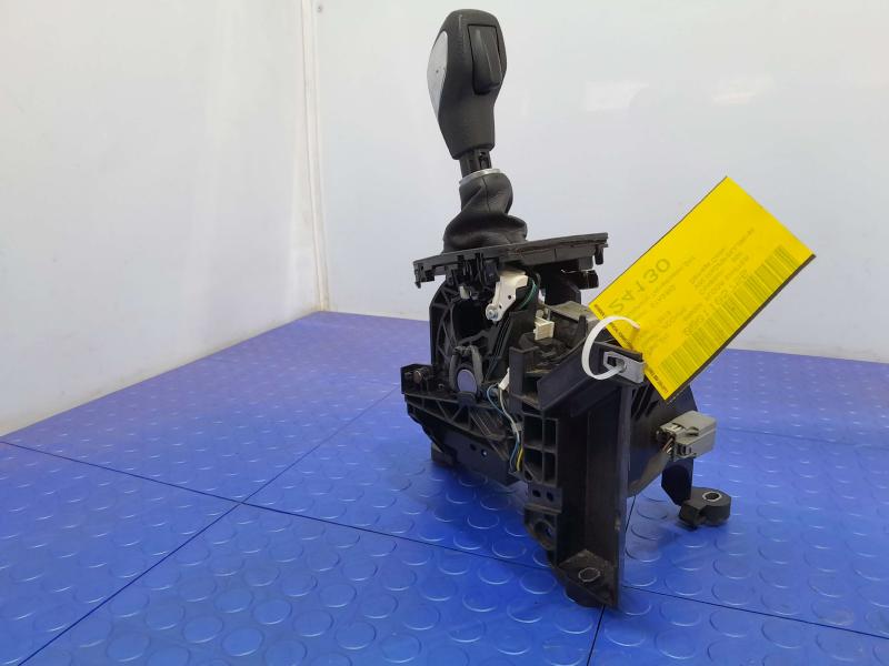 2018 Ford Focus Floor Shifter