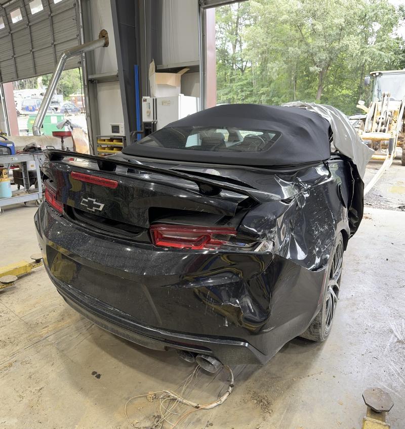 2017 Chevrolet Camaro Quarter Glass Reg.
