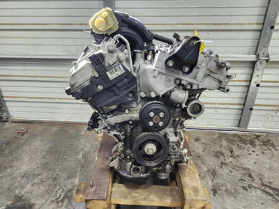 2011 Toyota Highlander Engine Assembly/Motor