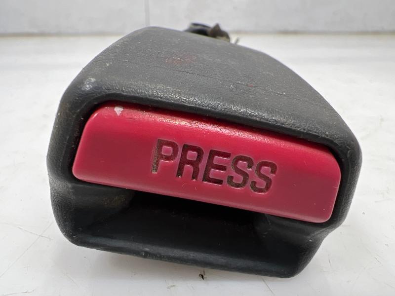 2008 Nissan Titan Front Seat Belt