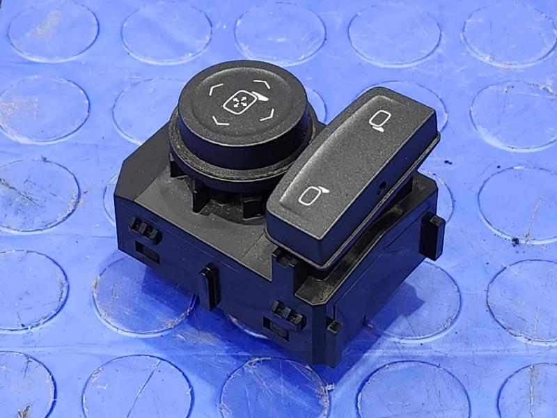 2019 Chevrolet Tahoe Door Switch Front