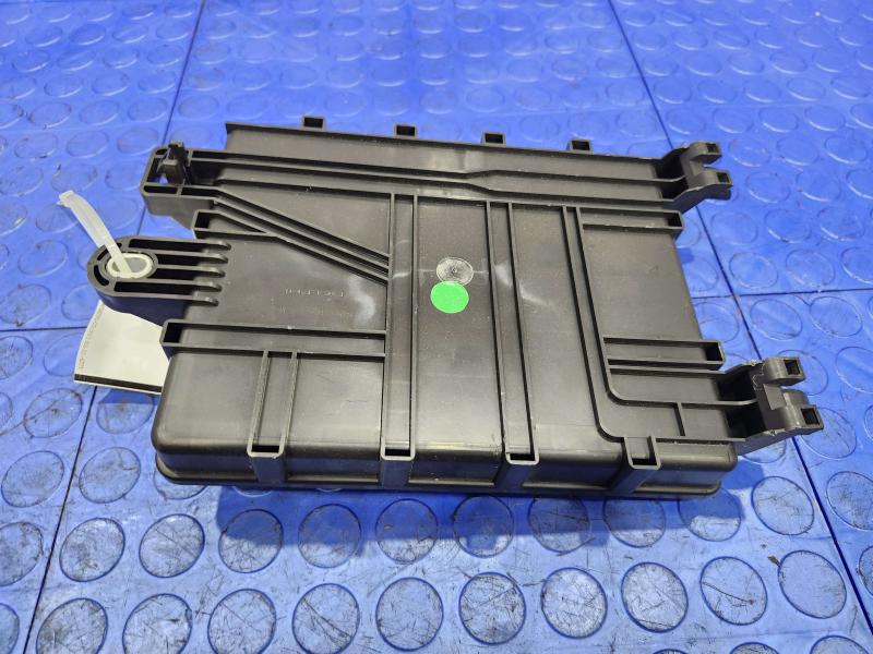 2016 Cadillac ATS Cabin Fuse Box