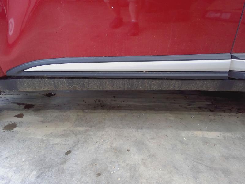 2016 Mitsubishi Outlander Front Door Moulding