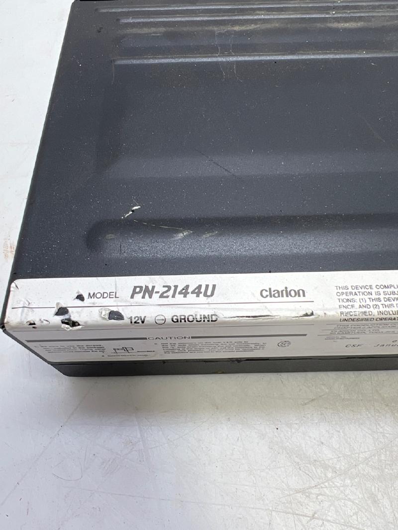 2001 Infiniti QX4 Audio & Visual Equip.(Radio)