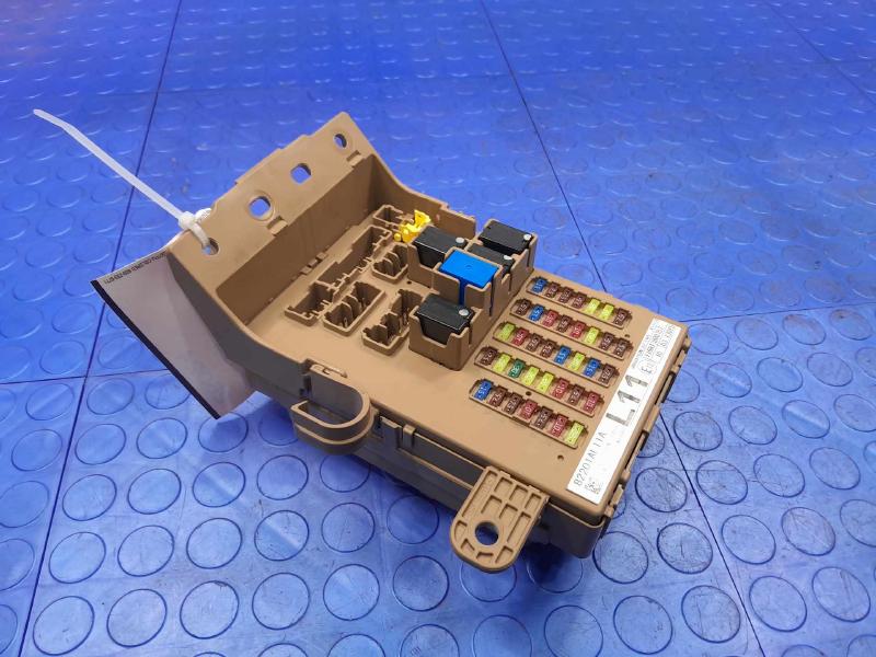 2016 Subaru Legacy Cabin Fuse Box