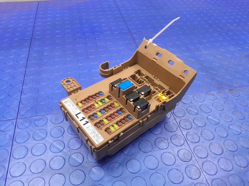 2016 Subaru Legacy Cabin Fuse Box