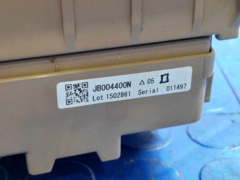 2016 Subaru Legacy Cabin Fuse Box