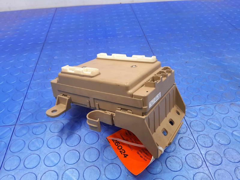 2016 Subaru Legacy Cabin Fuse Box