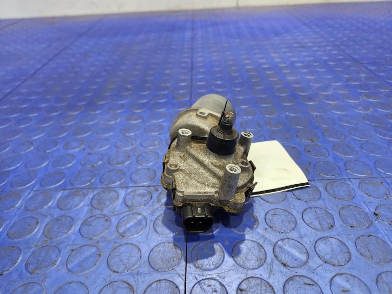 2017 Subaru Impreza Wiper Motor Front