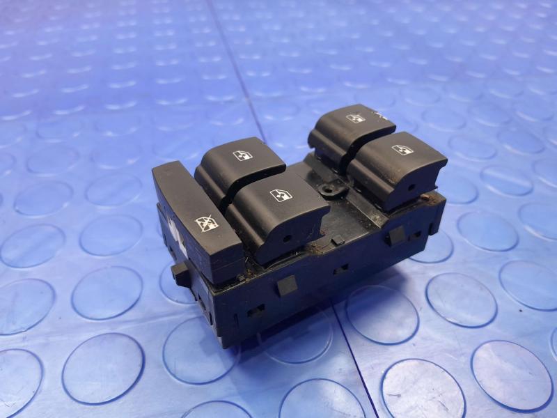 2018 Chevrolet Cruze Door Switch Front