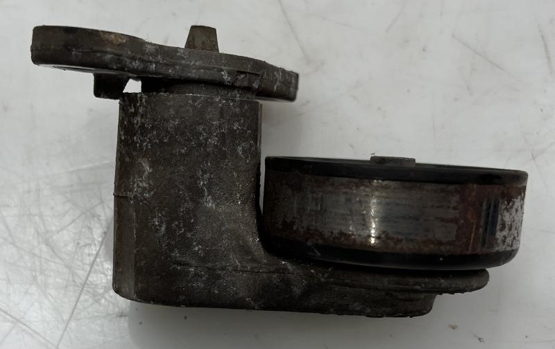 2002 GMC Sierra 1500 Engine Belt Tensioner