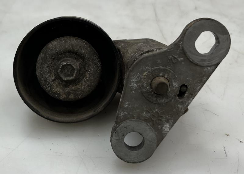 2002 GMC Sierra 1500 Engine Belt Tensioner