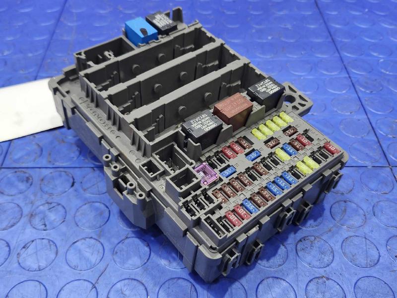 2013 Honda Civic 1.8L EX Sedan Multiplex Control Module Junction Block OEM 38200-TR0-A61