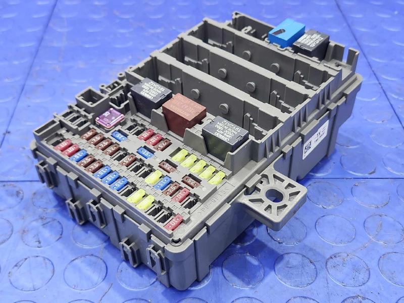 2013 Honda Civic 1.8L EX Sedan Multiplex Control Module Junction Block OEM 38200-TR0-A61