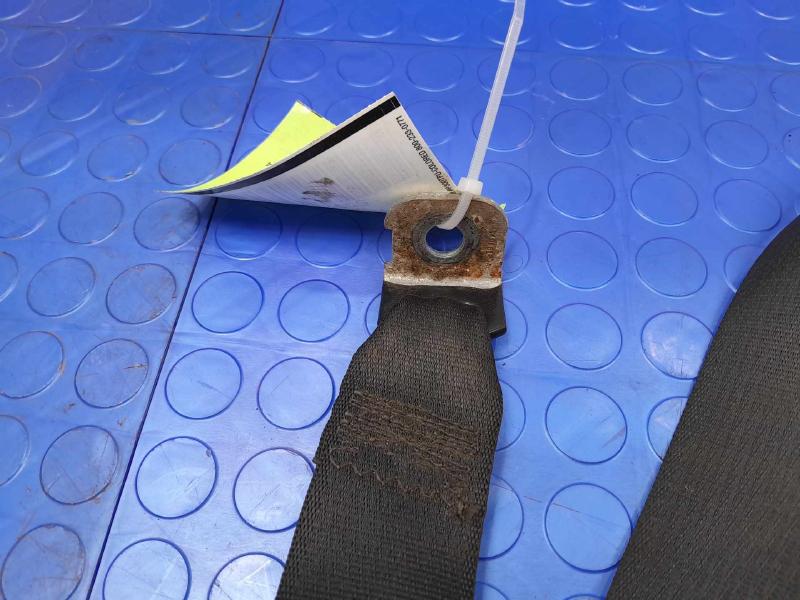 2011 Ford F-250 Super Duty Front Seat Belt