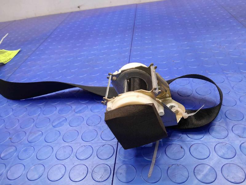 2011 Ford F-250 Super Duty Front Seat Belt