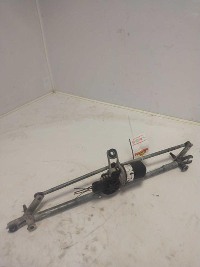 2001 Ford Excursion Wiper Motor Front