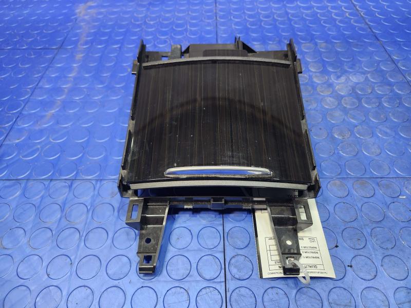 2018 Buick Regal Center Console Cubby Cover Black Genuine OEM Part 39124048