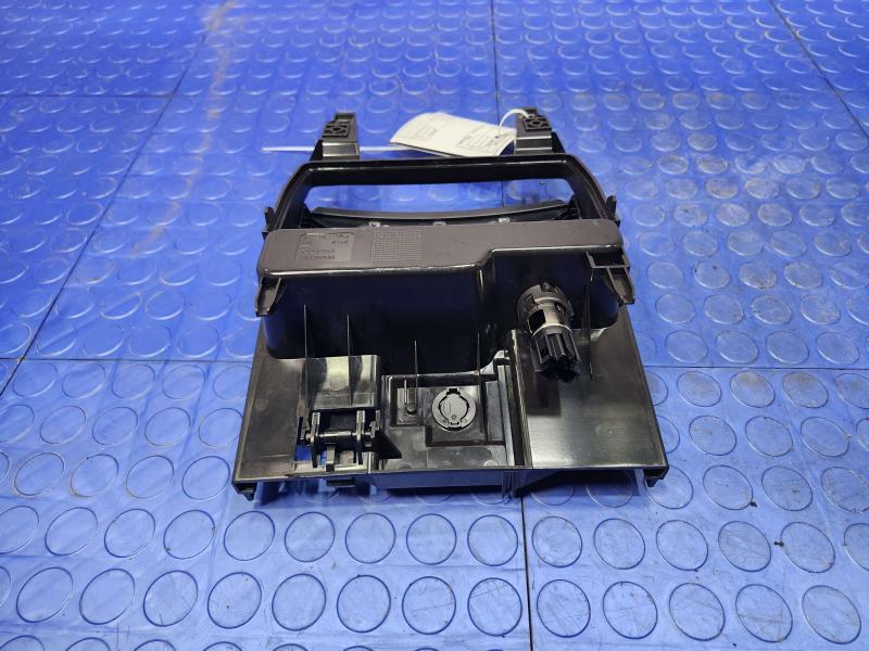 2018 Buick Regal Center Console Cubby Cover Black Genuine OEM Part 39124048