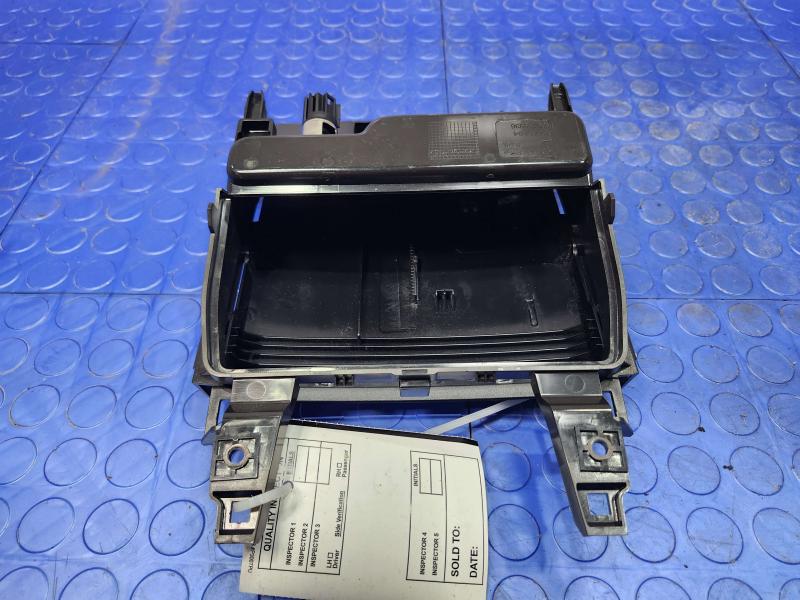 2018 Buick Regal Center Console Cubby Cover Black Genuine OEM Part 39124048