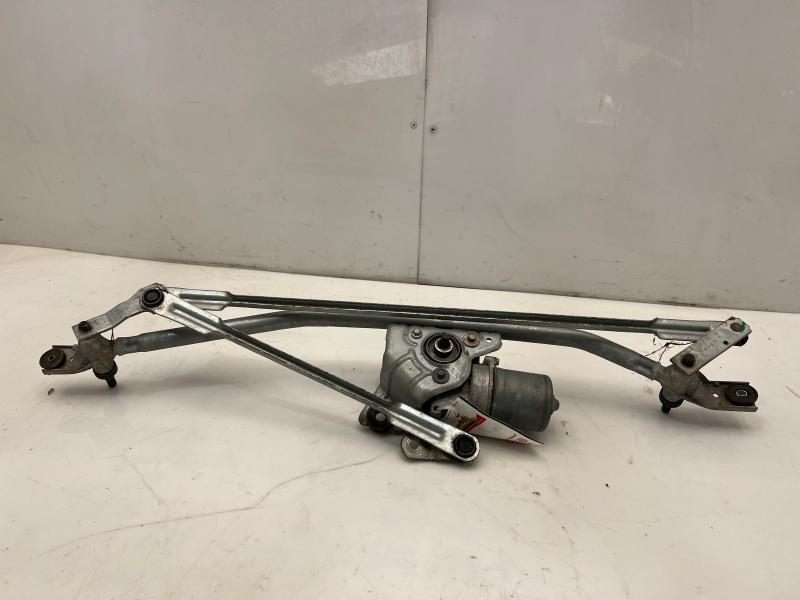 2009 Chevrolet Tahoe Wiper Motor Front
