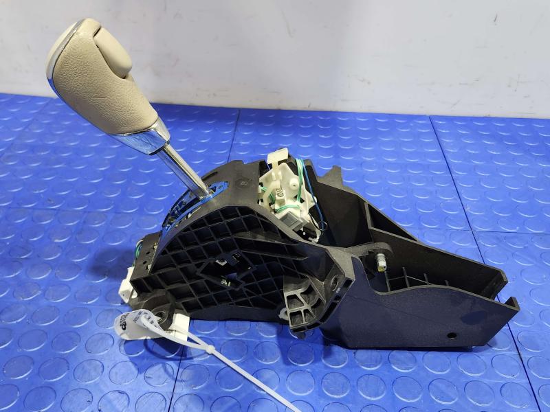 2015-2021 Nissan Murano Automatic Gear Shifter Assembly OEM 34901-9UA0A