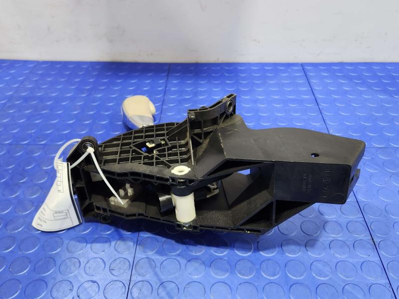 2015-2021 Nissan Murano Automatic Gear Shifter Assembly OEM 34901-9UA0A
