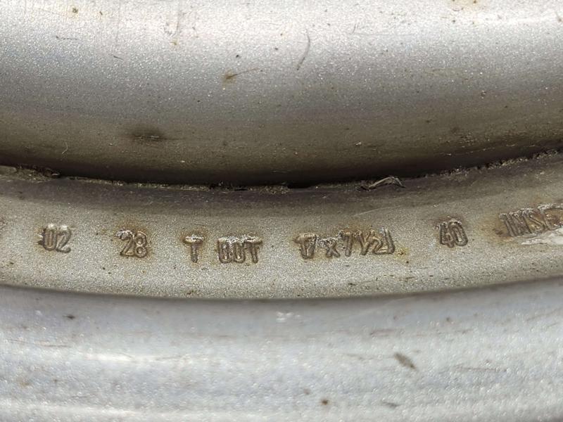 2012 Ford F-250 Super Duty Wheel