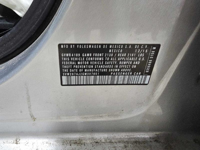 2016 Volkswagen Jetta Center Pillar