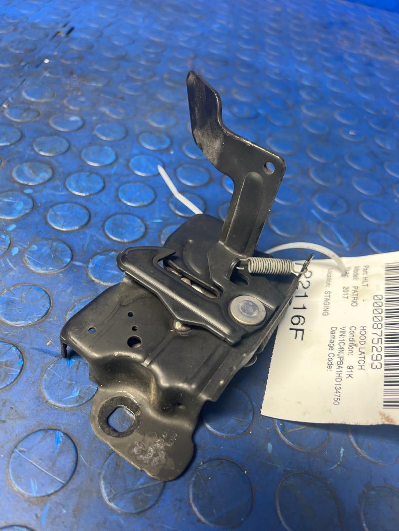 2007 - 2017 Jeep Patriot Hood Latch Assembly w/o Remote Start OEM 4589801AA